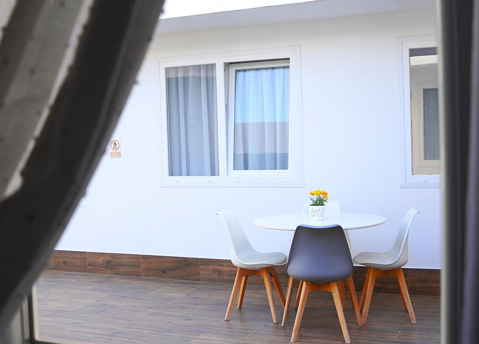 El Patio Hostal Alicante Dış mekan fotoğraf